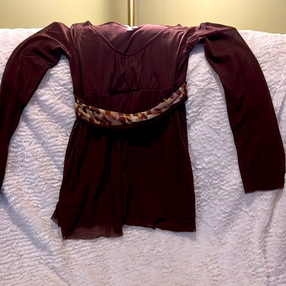 Sweet Pea by Stacy Frati beautiful brown top with attached scarf on waist. - Picture 2 of 3